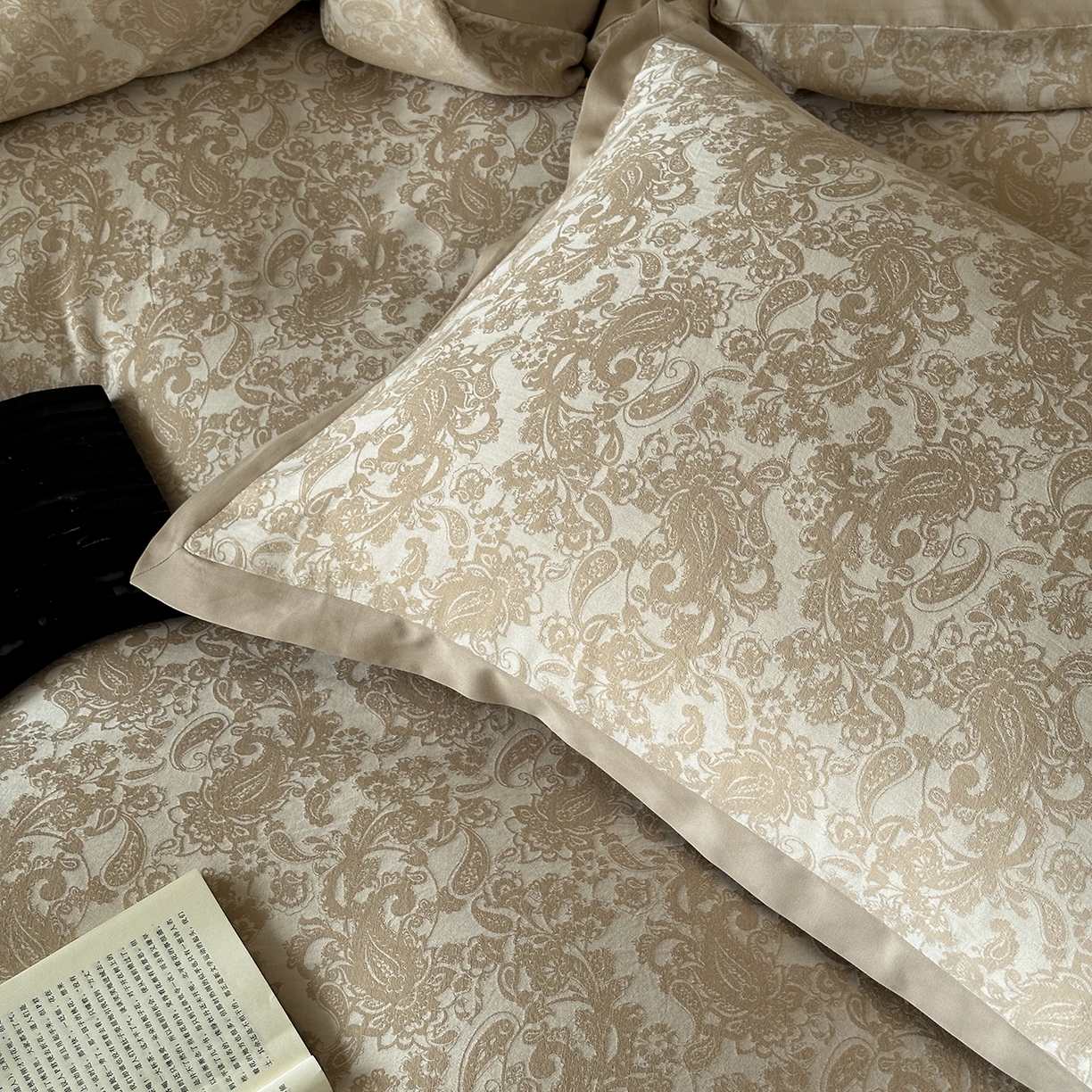 91家纺网 家纺一手货源 找家纺 太古汇家居 2026新款全棉水洗色织提花系列四件套-会员260/280 券后控价——券后不低于358（严格按照控价） 逐梦之夏-香槟色