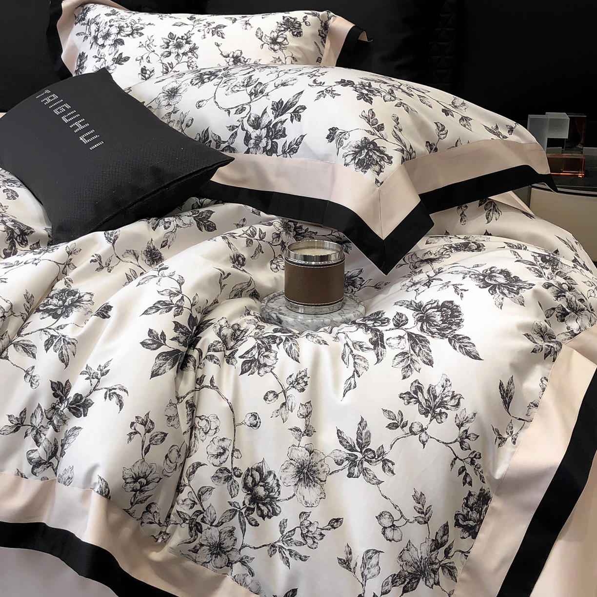 91家纺网 家纺一手货源 找家纺 太古汇家居 2026新款高支高密长绒棉专版数码印花四件套-会员260/280 券后控价——券后不低于348（严格按照控价） 艾德琳-粉色