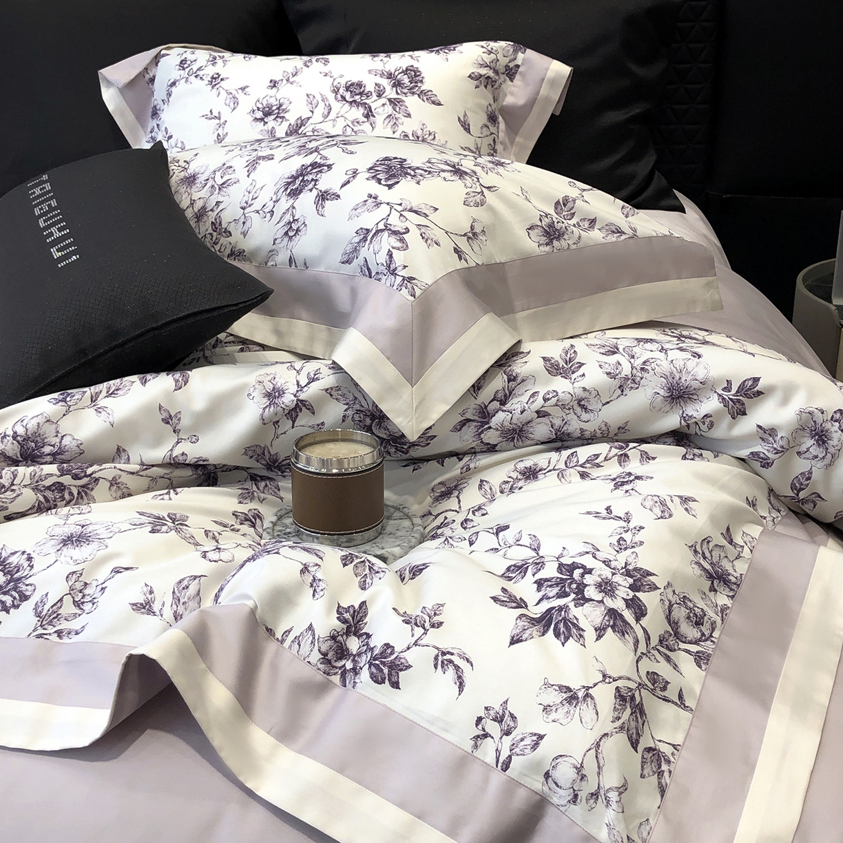 91家纺网 家纺一手货源 找家纺 太古汇家居 2026新款高支高密长绒棉专版数码印花四件套-会员260/280 券后控价——券后不低于348（严格按照控价） 艾德琳-紫色