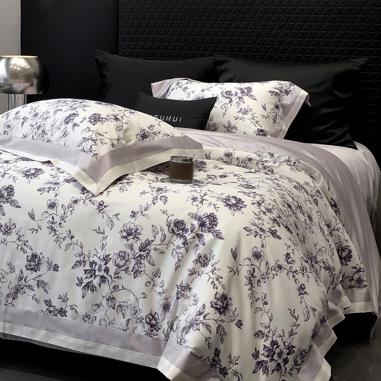 91家纺网 家纺一手货源 找家纺 太古汇家居 2026新款高支高密长绒棉专版数码印花四件套-会员260/280 券后控价——券后不低于348（严格按照控价） 艾德琳-紫色