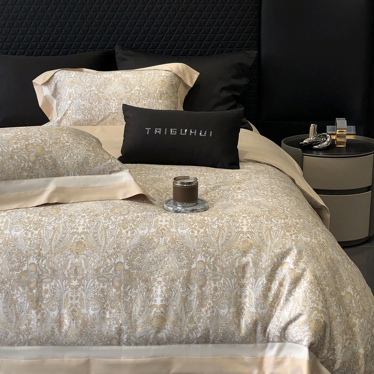 91家纺网 家纺一手货源 找家纺 太古汇家居 2026新款数码印花新疆东方棉系列四件套-会员260/280 券后控价——券后不低于348（严格按照控价） 莫里斯-浅米