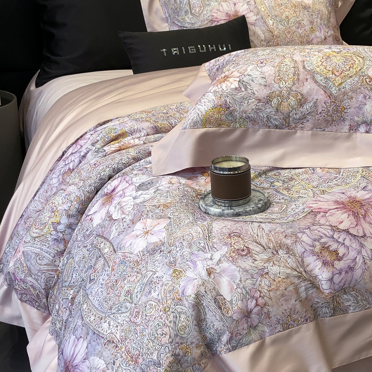 91家纺网 家纺一手货源 找家纺 太古汇家居 2026新款数码印花新疆东方棉系列四件套-会员260/280 券后控价——券后不低于348（严格按照控价） 普罗旺斯-粉色