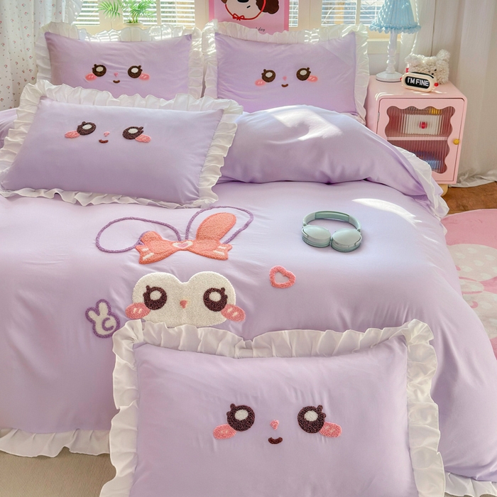 91家纺网 家纺一手货源 找家纺 易禾家纺 2026新款韩版卡通可爱风水洗棉毛巾绣四件套系列（专版花型） 大耳兔-浅紫