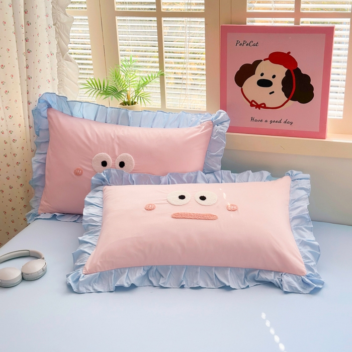 91家纺网 家纺一手货源 找家纺 易禾家纺 2026新款韩版卡通可爱风水洗棉毛巾绣四件套系列（专版花型） 大嘴鱼-粉蓝