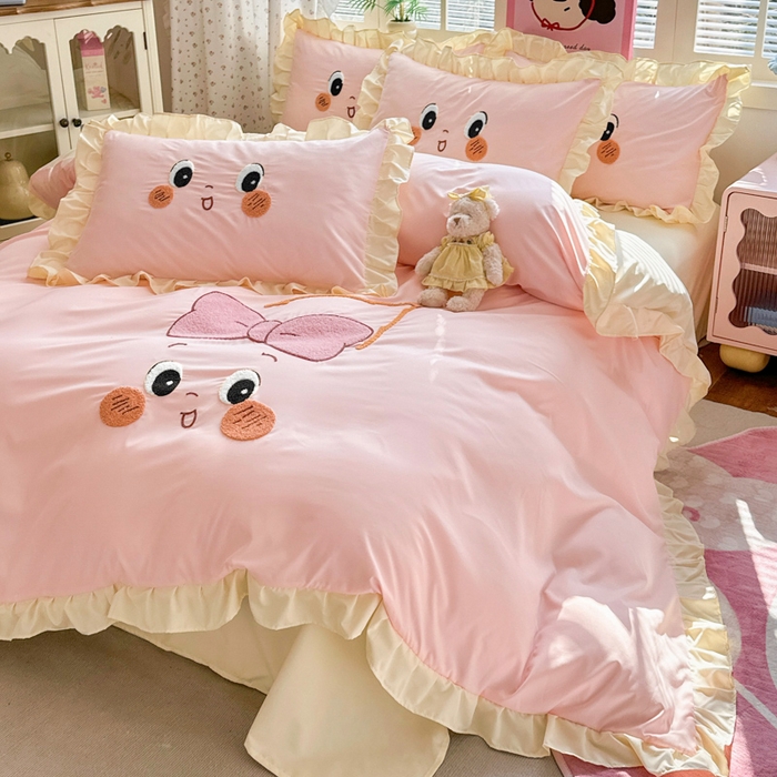 91家纺网 家纺一手货源 找家纺 易禾家纺 2026新款韩版卡通可爱风水洗棉毛巾绣四件套系列（专版花型） 星空梦-粉杏