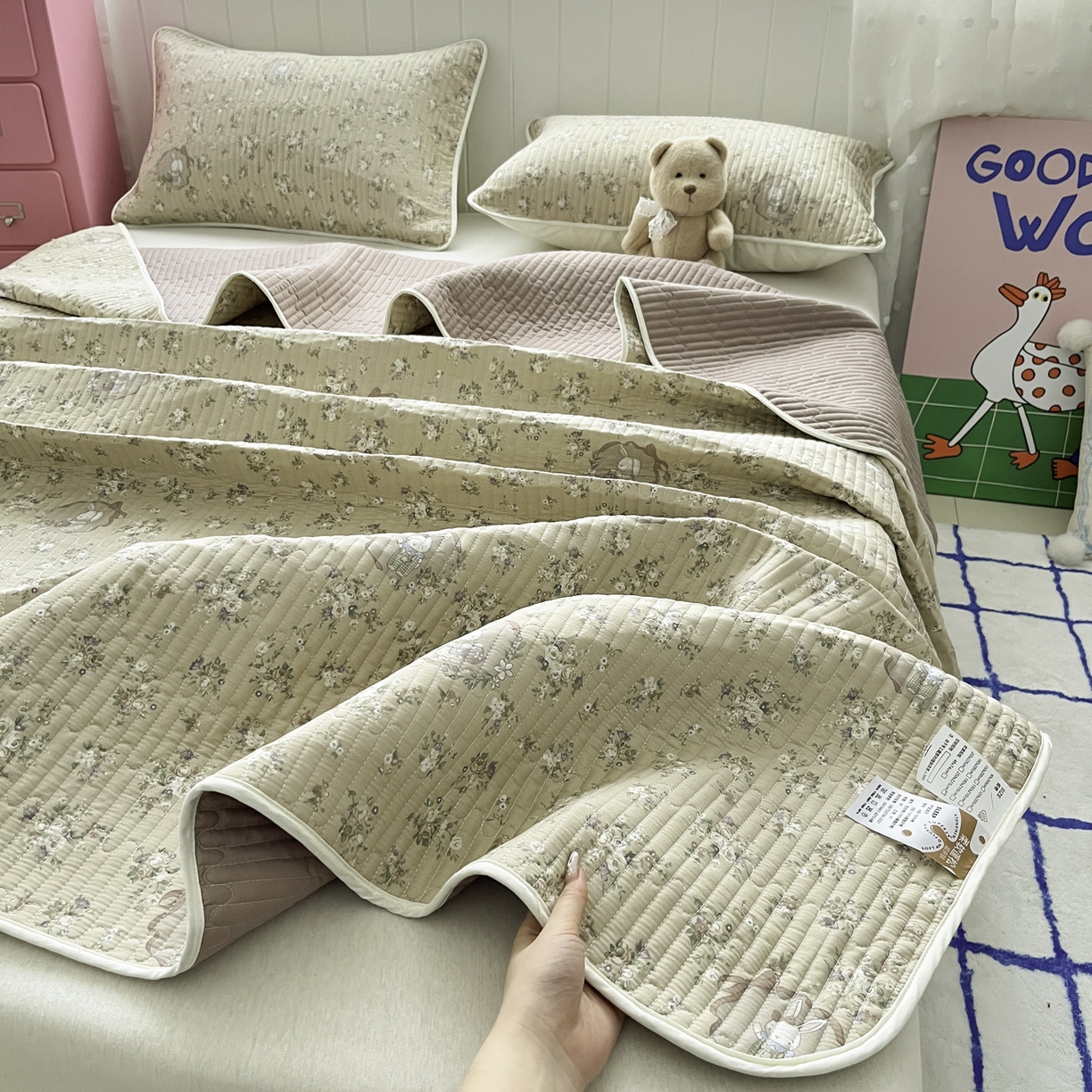 91家纺网 家纺一手货源 找家纺 （总）菲梵家纺 2026新款全棉床盖小清新夹棉床护垫