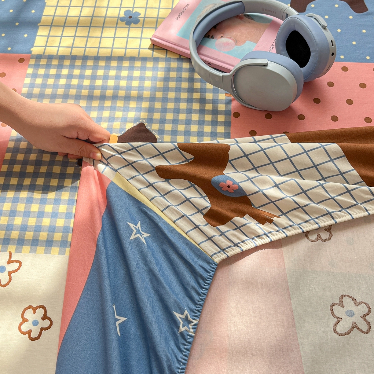 91家纺网 家纺一手货源 找家纺 桃子家居 2026新款纯棉全棉单品印花卡通可爱少女床单床笠枕套系列 棉单品-彩格小马