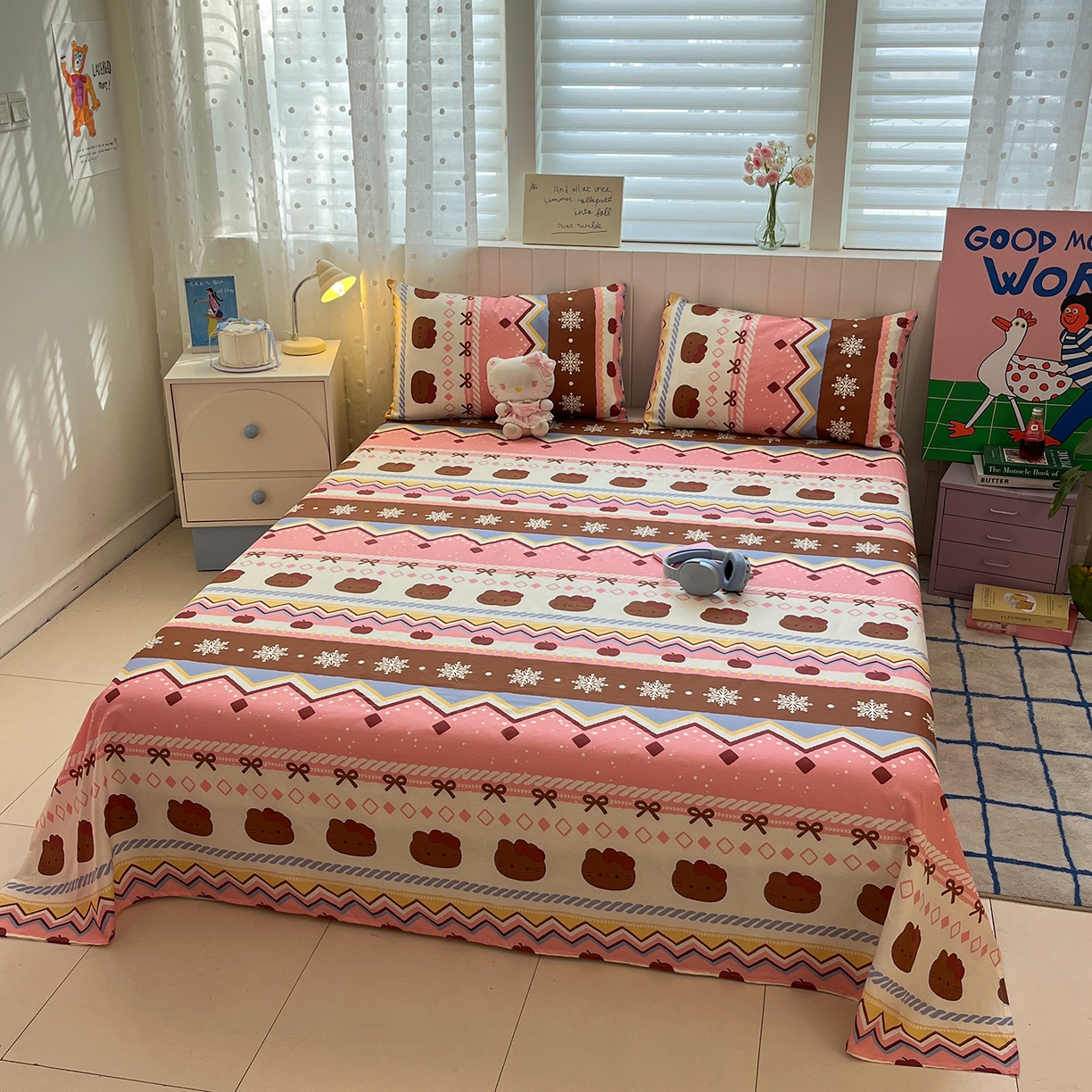 91家纺网 家纺一手货源 找家纺 桃子家居 2026新款纯棉全棉单品印花卡通可爱少女床单床笠枕套系列 棉单品-粉粉黑皮猫