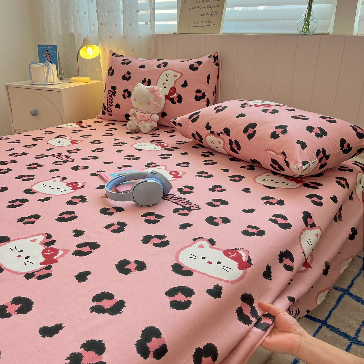 91家纺网 家纺一手货源 找家纺 桃子家居 2026新款纯棉全棉单品印花卡通可爱少女床单床笠枕套系列 棉单品-粉色猫猫