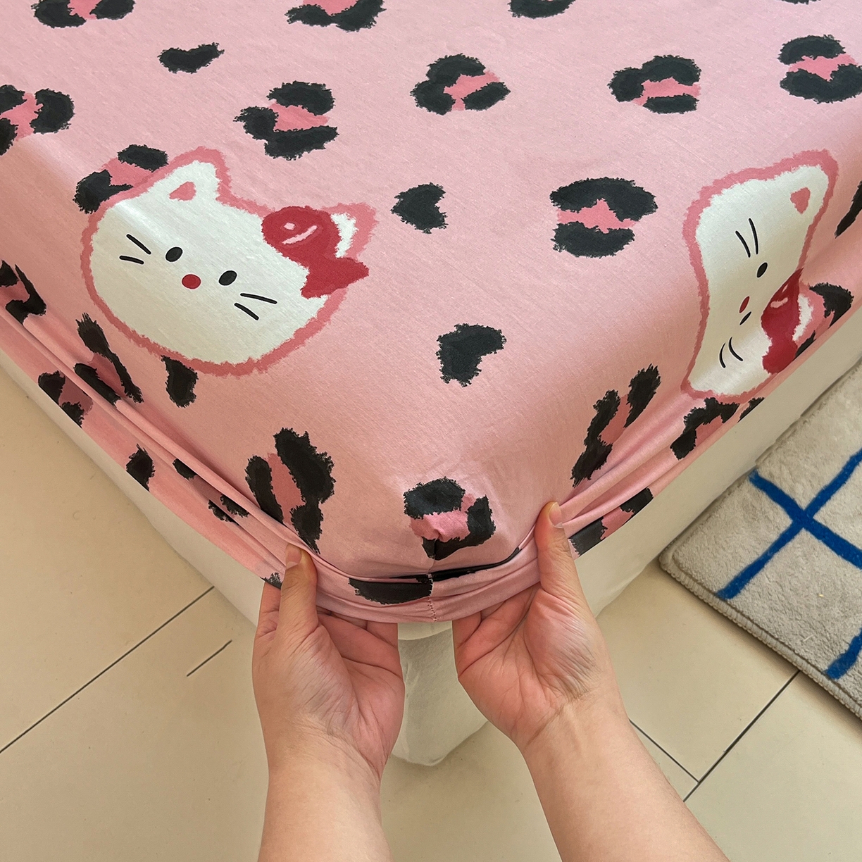 91家纺网 家纺一手货源 找家纺 桃子家居 2026新款纯棉全棉单品印花卡通可爱少女床单床笠枕套系列 棉单品-粉色猫猫