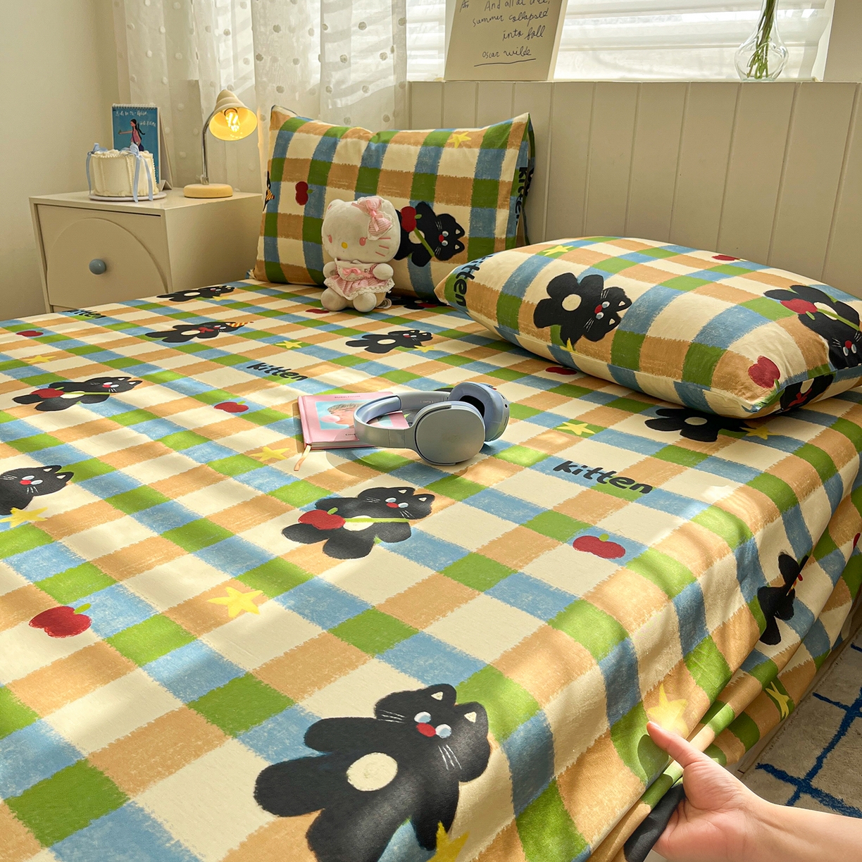 91家纺网 家纺一手货源 找家纺 桃子家居 2026新款纯棉全棉单品印花卡通可爱少女床单床笠枕套系列 棉单品-复古哈曼猫