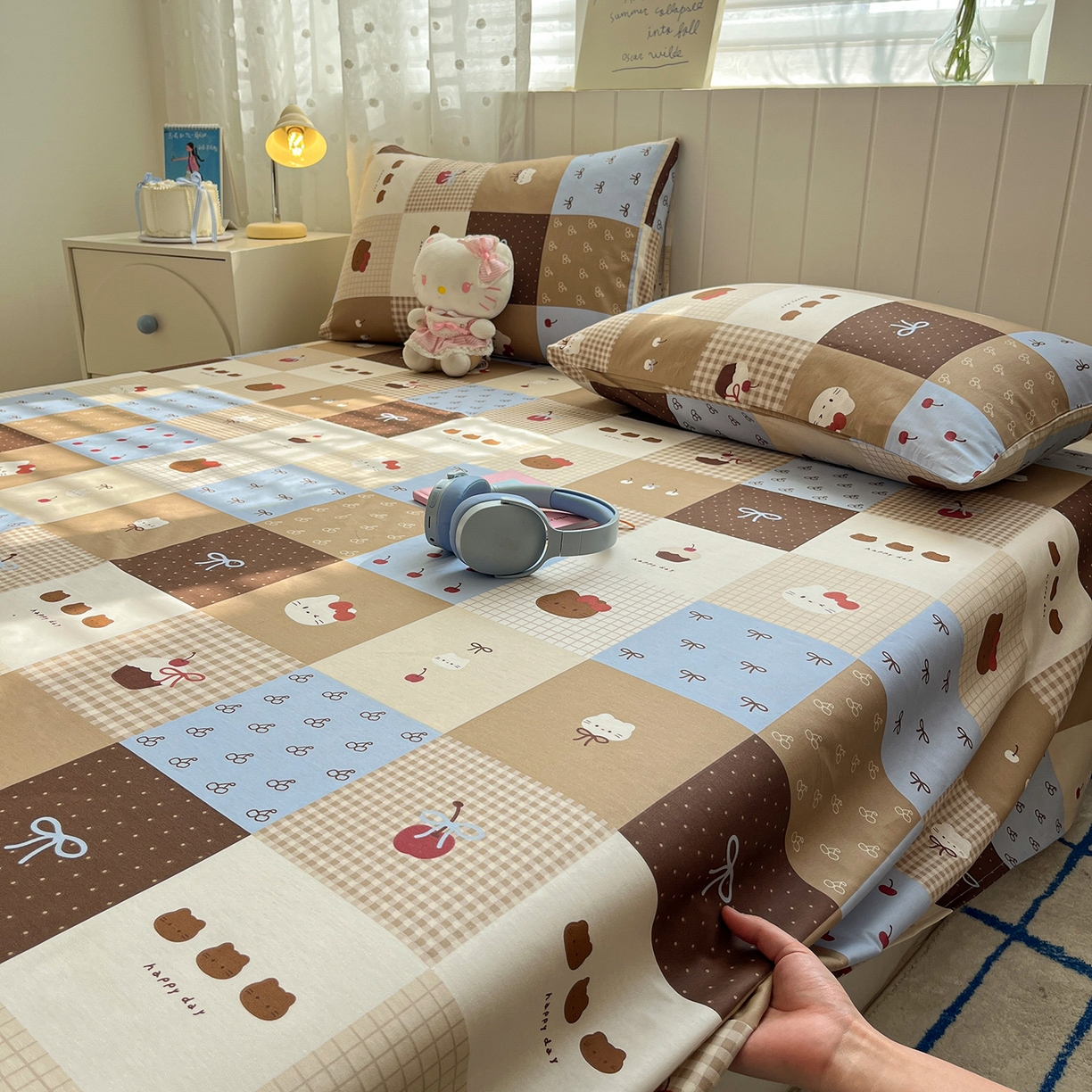 91家纺网 家纺一手货源 找家纺 桃子家居 2026新款纯棉全棉单品印花卡通可爱少女床单床笠枕套系列 棉单品-可可黑皮猫