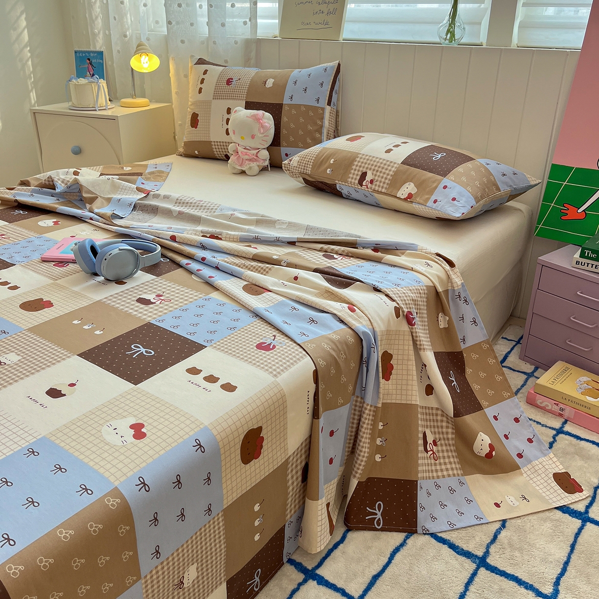 91家纺网 家纺一手货源 找家纺 桃子家居 2026新款纯棉全棉单品印花卡通可爱少女床单床笠枕套系列 棉单品-可可黑皮猫