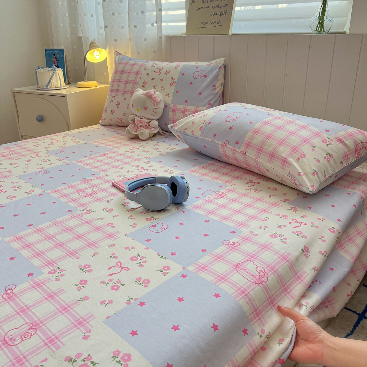 91家纺网 家纺一手货源 找家纺 桃子家居 2026新款纯棉全棉单品印花卡通可爱少女床单床笠枕套系列 棉单品-蓝粉甜心