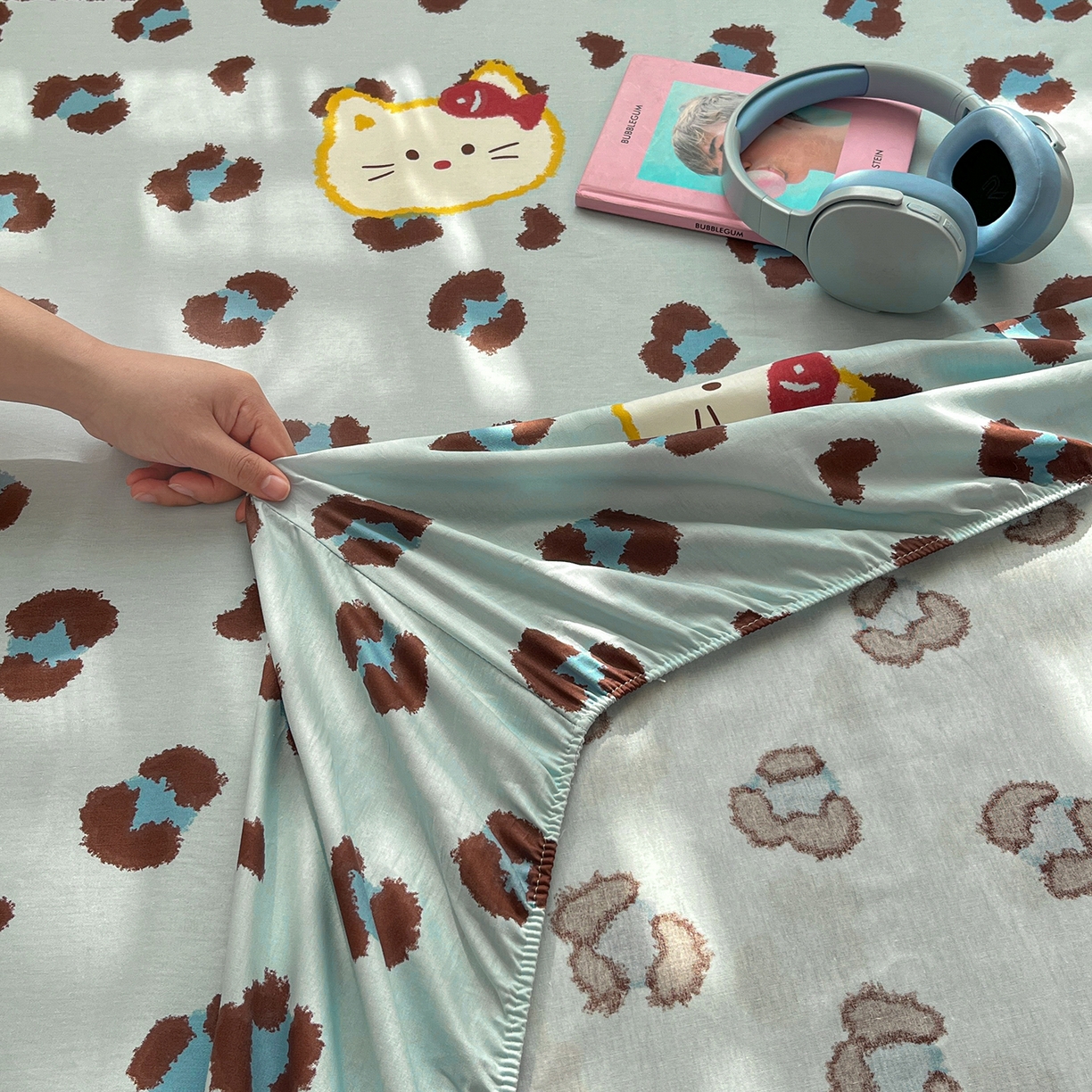 91家纺网 家纺一手货源 找家纺 桃子家居 2026新款纯棉全棉单品印花卡通可爱少女床单床笠枕套系列 棉单品-蓝色猫猫