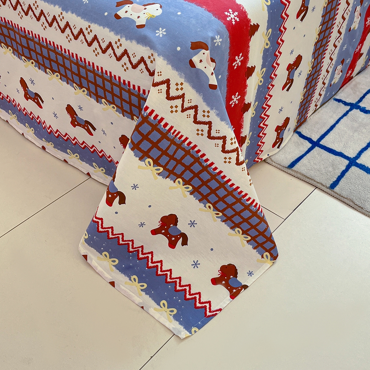 91家纺网 家纺一手货源 找家纺 桃子家居 2026新款纯棉全棉单品印花卡通可爱少女床单床笠枕套系列 棉单品-蓝甜小马