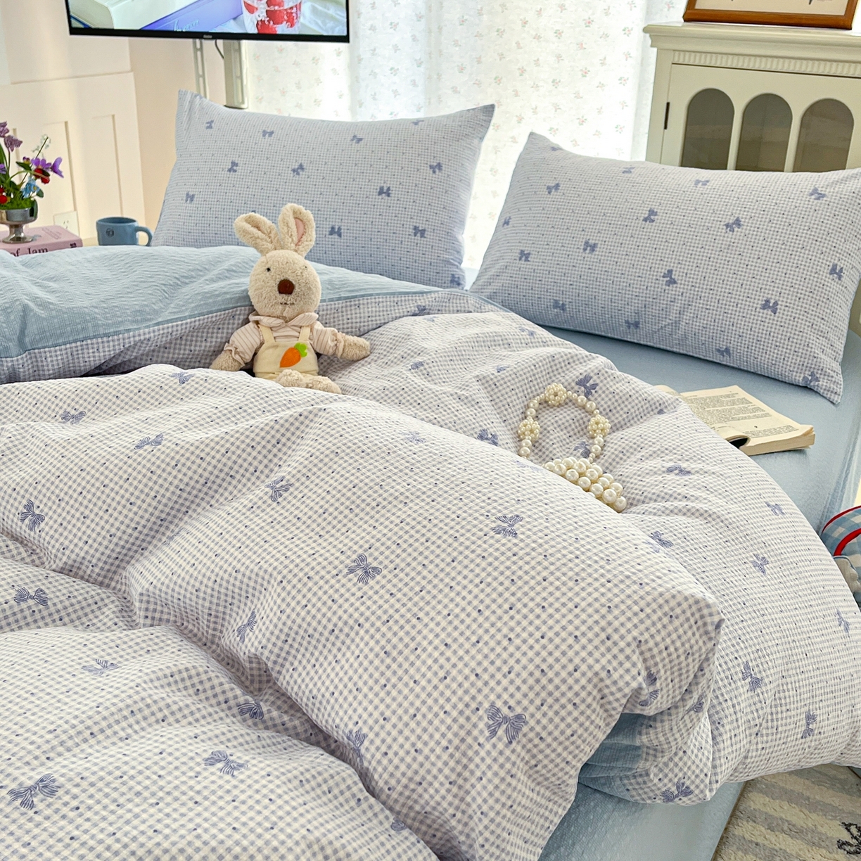 91家纺网 家纺一手货源 找家纺 玉海棠家纺 2026新款直播爆款高品质高克重泡泡纱泡芙纱四件套 蝴蝶结蓝格