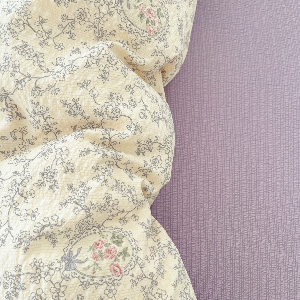 91家纺网 家纺一手货源 找家纺 玉海棠家纺 2026新款直播爆款高品质高克重泡泡纱泡芙纱四件套 连里枝