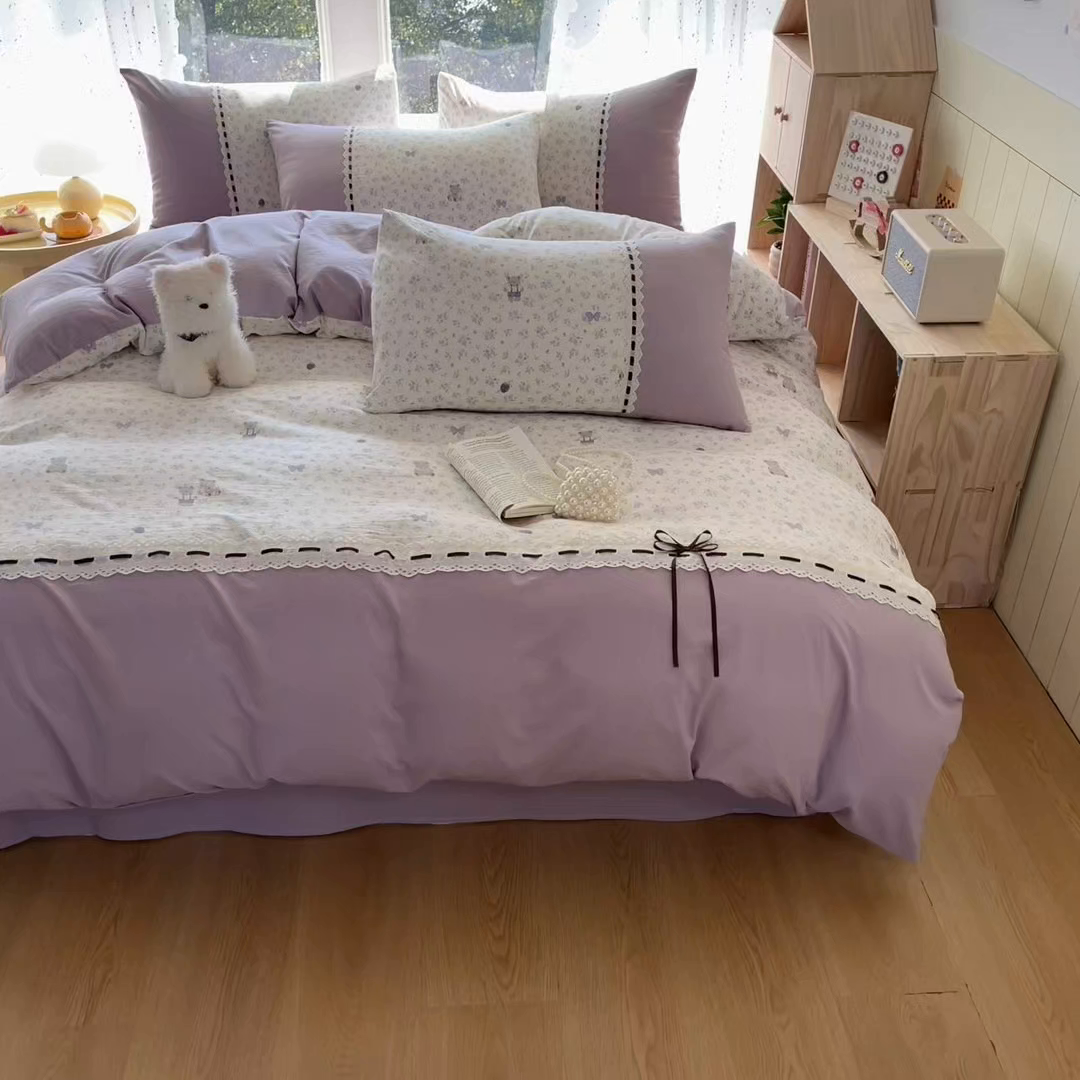 91家纺网 家纺一手货源 找家纺 菲梵家纺 2026新款法式花边A类云朵棉四件套 花趣小熊