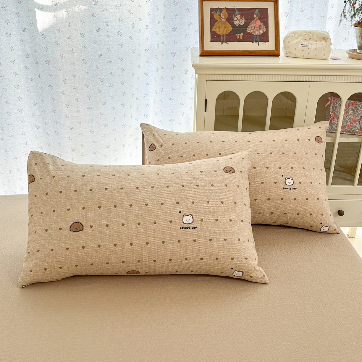 91家纺网 家纺一手货源 找家纺 玉海棠家纺 2026新款直播爆款高品质高克重泡泡纱泡芙纱四件套 猫狗心心