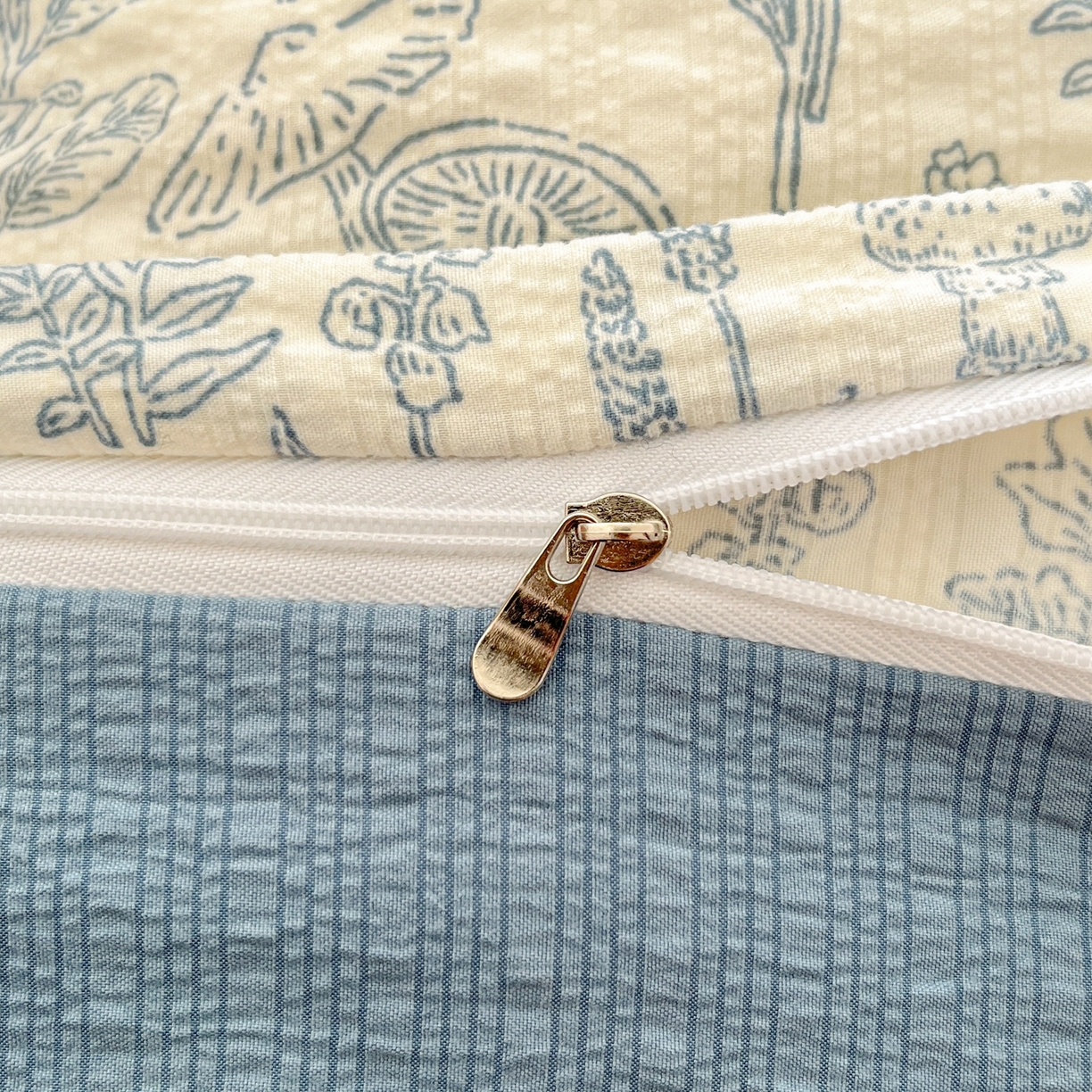 91家纺网 家纺一手货源 找家纺 玉海棠家纺 2026新款直播爆款高品质高克重泡泡纱泡芙纱四件套 浅陌