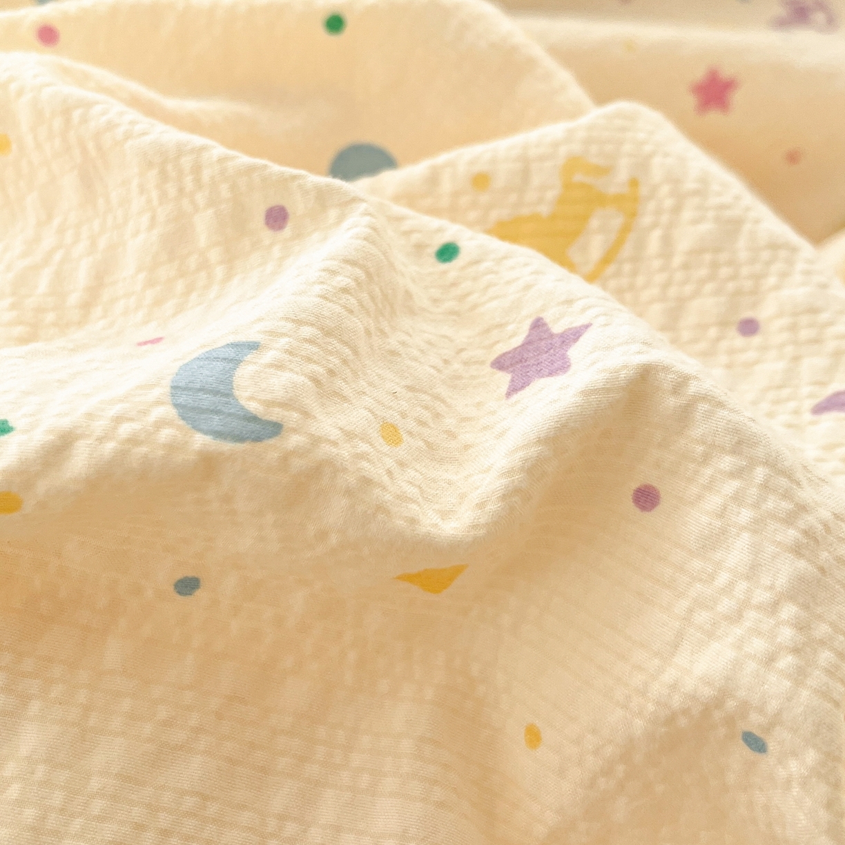 91家纺网 家纺一手货源 找家纺 玉海棠家纺 2026新款直播爆款高品质高克重泡泡纱泡芙纱四件套 童趣星空