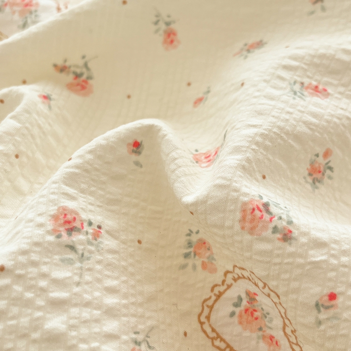 91家纺网 家纺一手货源 找家纺 玉海棠家纺 2026新款直播爆款高品质高克重泡泡纱泡芙纱四件套 温柔小花