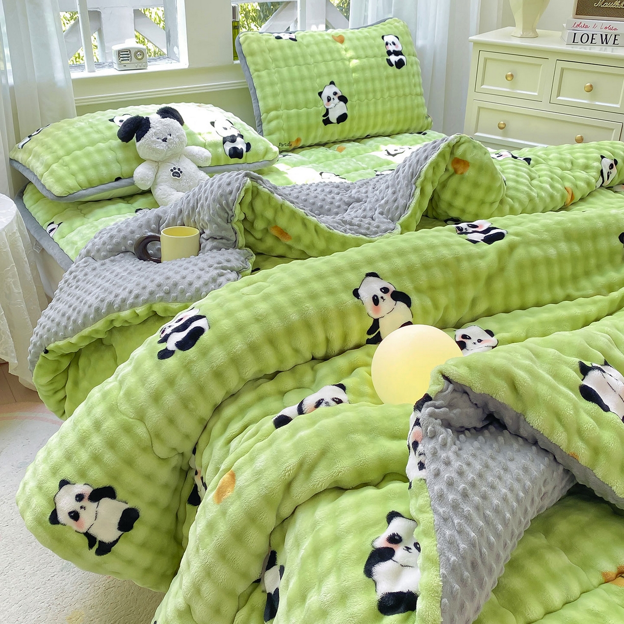 91家纺网 家纺一手货源 找家纺 犇牛仓储供应链 2026新款A类牛奶绒豆豆绒泡泡印花冬被 被子被芯 熊猫【兔兔绒豆豆被】