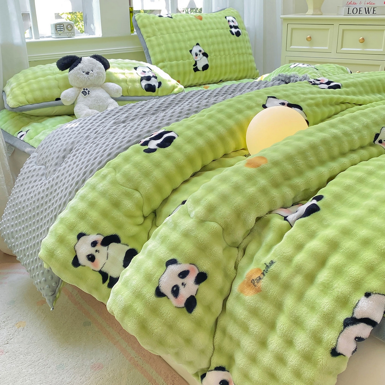 91家纺网 家纺一手货源 找家纺 犇牛仓储供应链 2026新款A类牛奶绒豆豆绒泡泡印花冬被 被子被芯 熊猫【兔兔绒豆豆被】