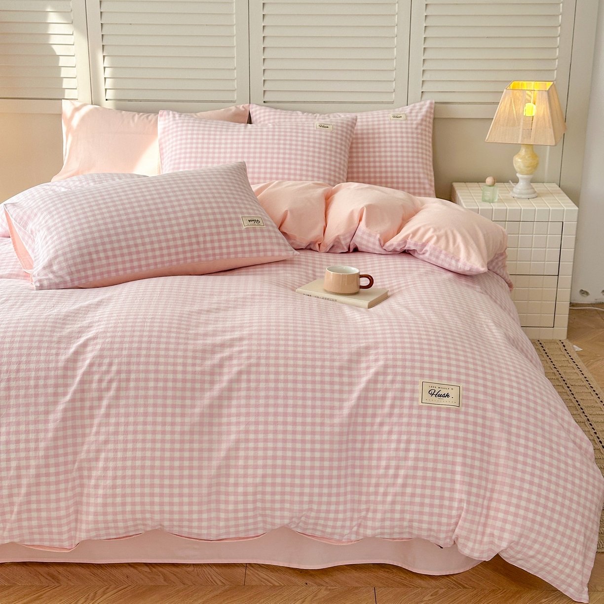 91家纺网 家纺一手货源 找家纺 木子家纺 2026春夏新款色织全棉纯棉四件套 小格-浅粉