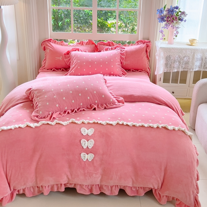 91家纺网 家纺一手货源 找家纺 （总）睡美人 2025韩版暖铂绒牛奶绒花边床裙床笠床单款四件套