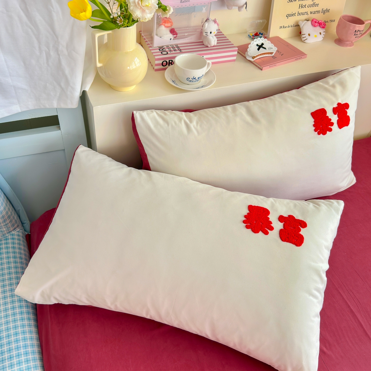 91家纺网 家纺一手货源 找家纺 优卡迪家纺馆 2026新款A类云锦棉毛巾绣四件套下载文件包含买家秀 马上暴富-白