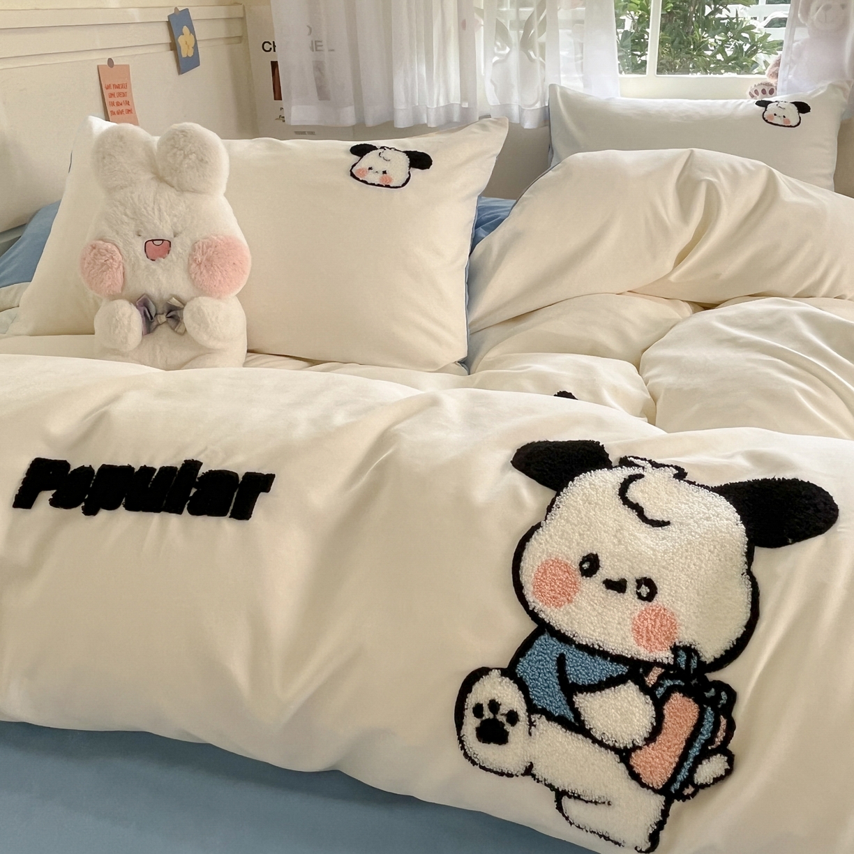 91家纺网 家纺一手货源 找家纺 优卡迪家纺馆 2026新款A类云锦棉毛巾绣四件套下载文件包含买家秀 俏俏狗-白