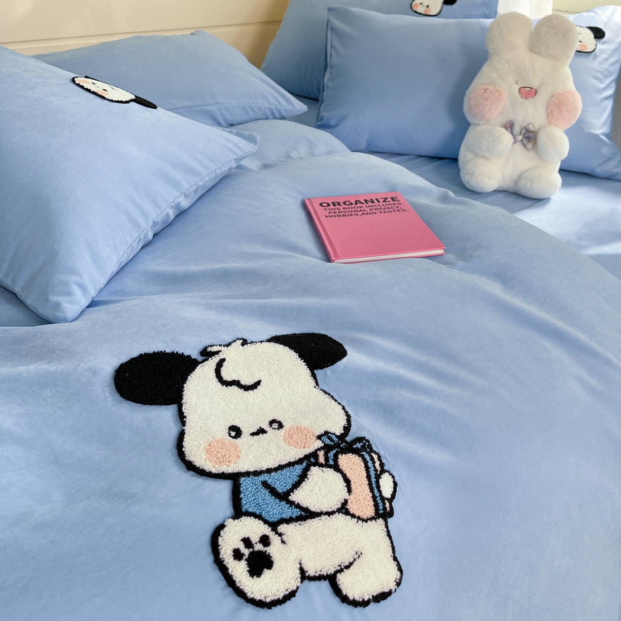 91家纺网 家纺一手货源 找家纺 优卡迪家纺馆 2026新款A类云锦棉毛巾绣四件套下载文件包含买家秀 俏俏狗-蓝