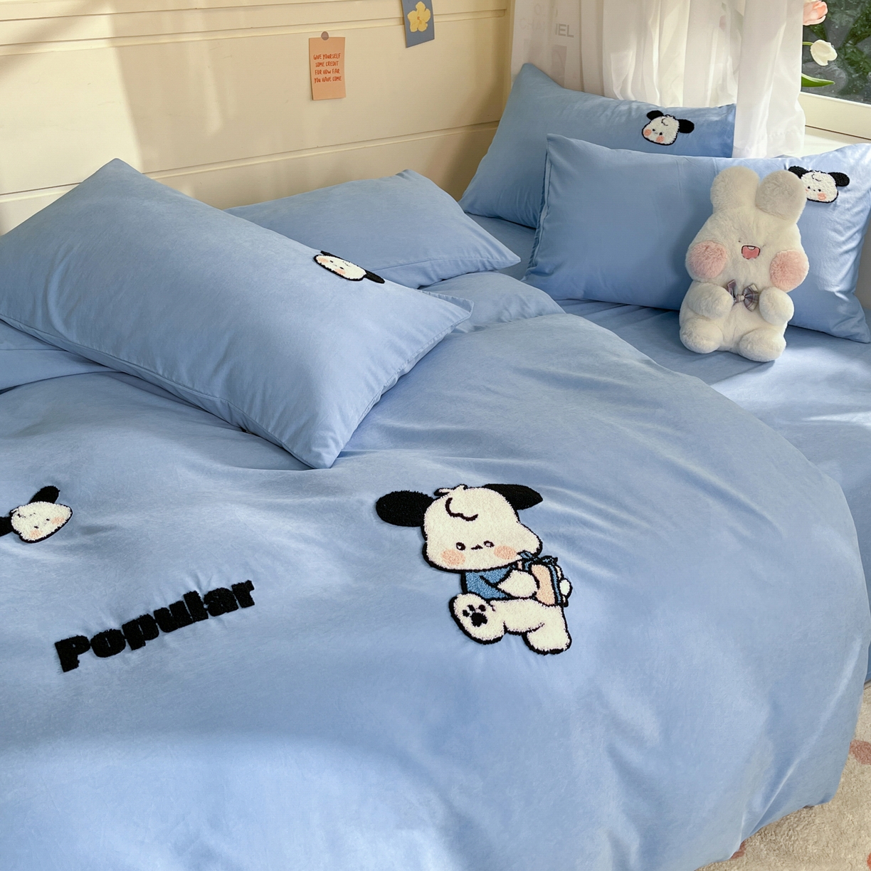 91家纺网 家纺一手货源 找家纺 优卡迪家纺馆 2026新款A类云锦棉毛巾绣四件套下载文件包含买家秀 俏俏狗-蓝