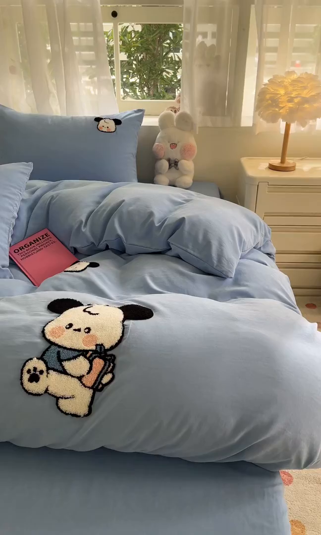 91家纺网 家纺一手货源 找家纺 优卡迪家纺馆 2026新款A类云锦棉毛巾绣四件套下载文件包含买家秀 俏俏狗-蓝