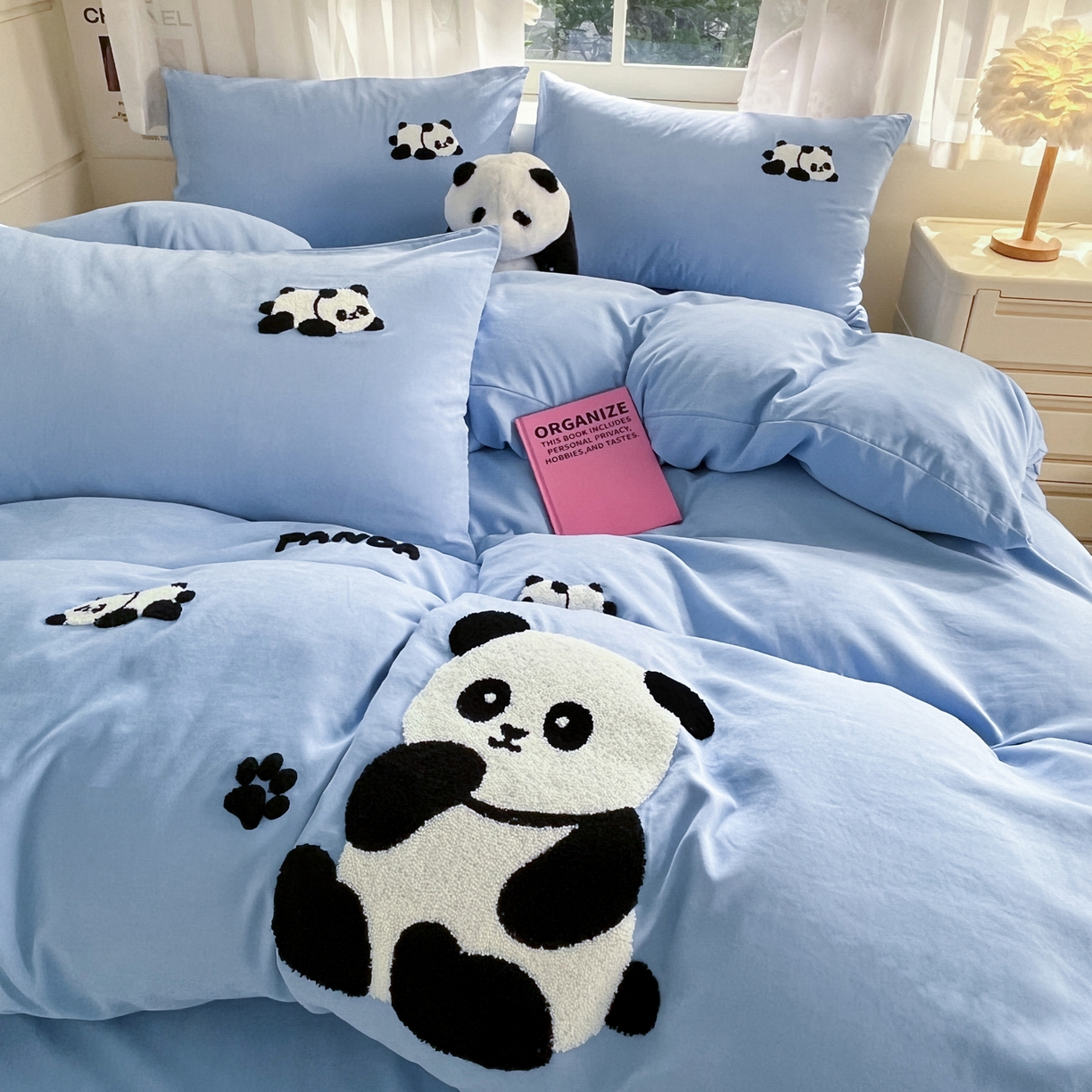 91家纺网 家纺一手货源 找家纺 优卡迪家纺馆 2026新款A类云锦棉毛巾绣四件套下载文件包含买家秀 熊猫宝贝-蓝