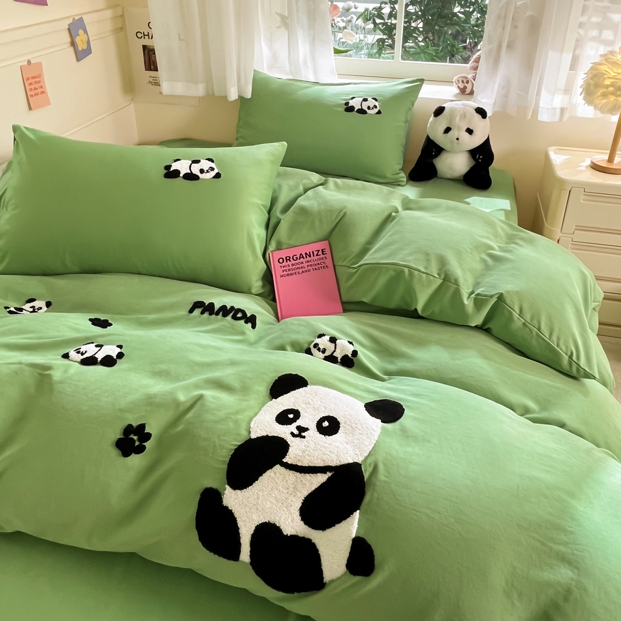 91家纺网 家纺一手货源 找家纺 优卡迪家纺馆 2026新款A类云锦棉毛巾绣四件套下载文件包含买家秀 熊猫宝贝-绿