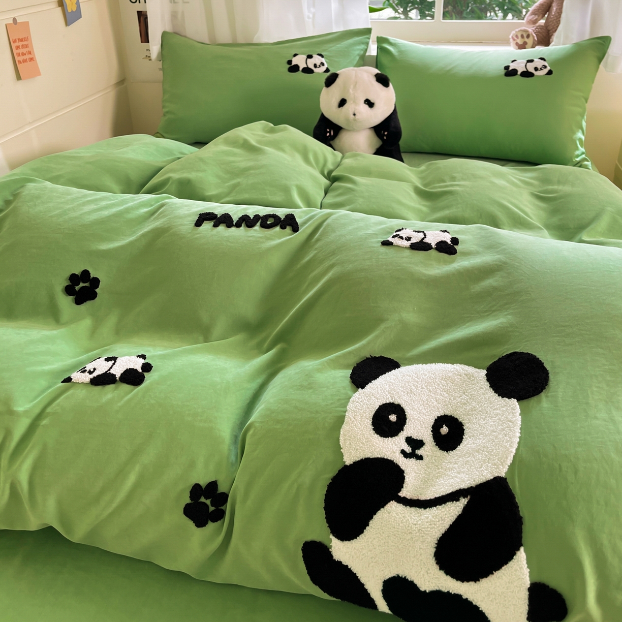 91家纺网 家纺一手货源 找家纺 优卡迪家纺馆 2026新款A类云锦棉毛巾绣四件套下载文件包含买家秀 熊猫宝贝-绿