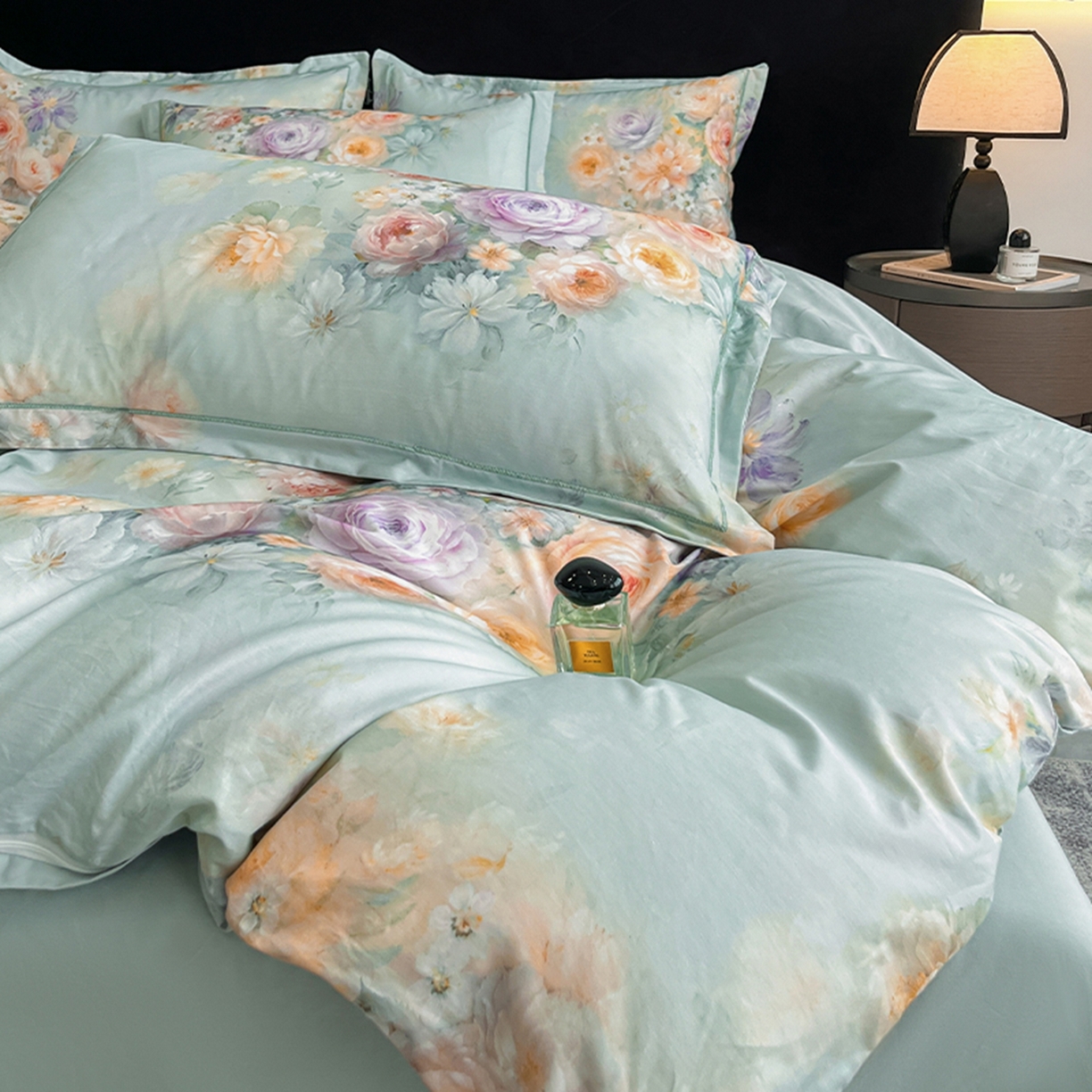 91家纺网 家纺一手货源 找家纺 格里芬家纺 2026新款全棉纯棉40S精梳棉13376印花四件套 梦幻花境-兰