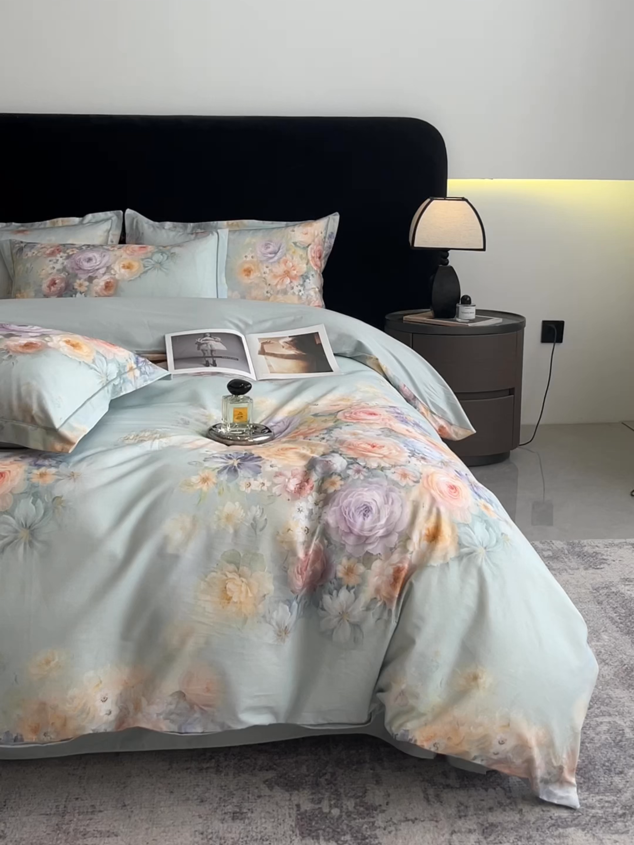 91家纺网 家纺一手货源 找家纺 格里芬家纺 2026新款全棉纯棉40S精梳棉13376印花四件套 梦幻花境-兰