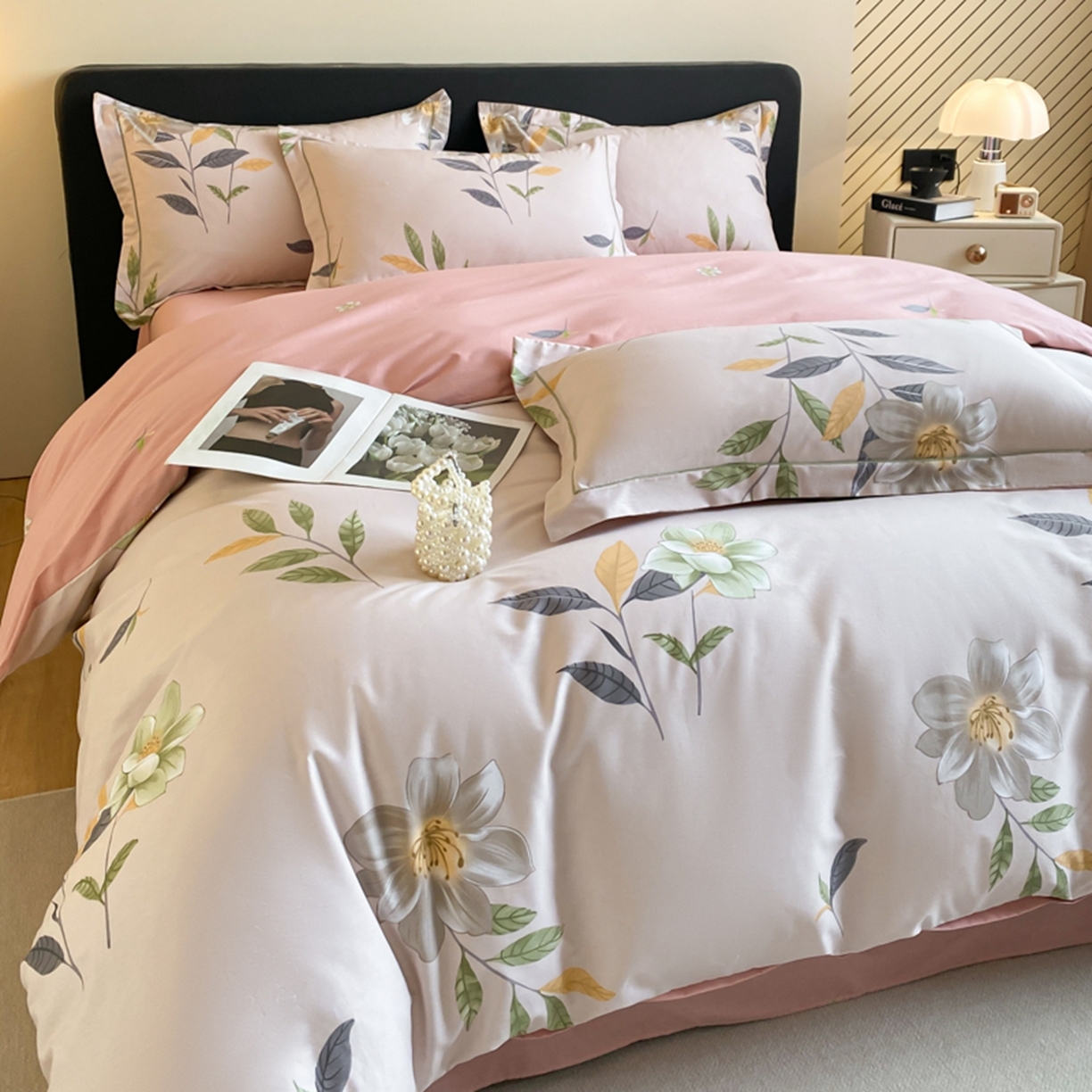 91家纺网 家纺一手货源 找家纺 格里芬家纺 2026新款全棉纯棉40S精梳棉13376印花四件套 蜜夏-粉