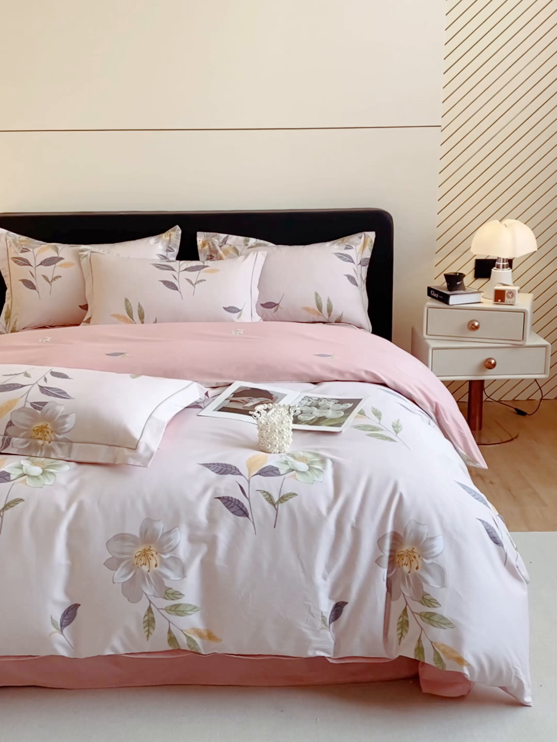 91家纺网 家纺一手货源 找家纺 格里芬家纺 2026新款全棉纯棉40S精梳棉13376印花四件套 蜜夏-粉