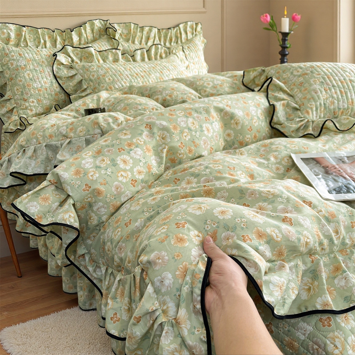 91家纺网 家纺一手货源 找家纺 宜凡家纺 2026新款全棉夹棉印花床盖款四件套 繁花锦年