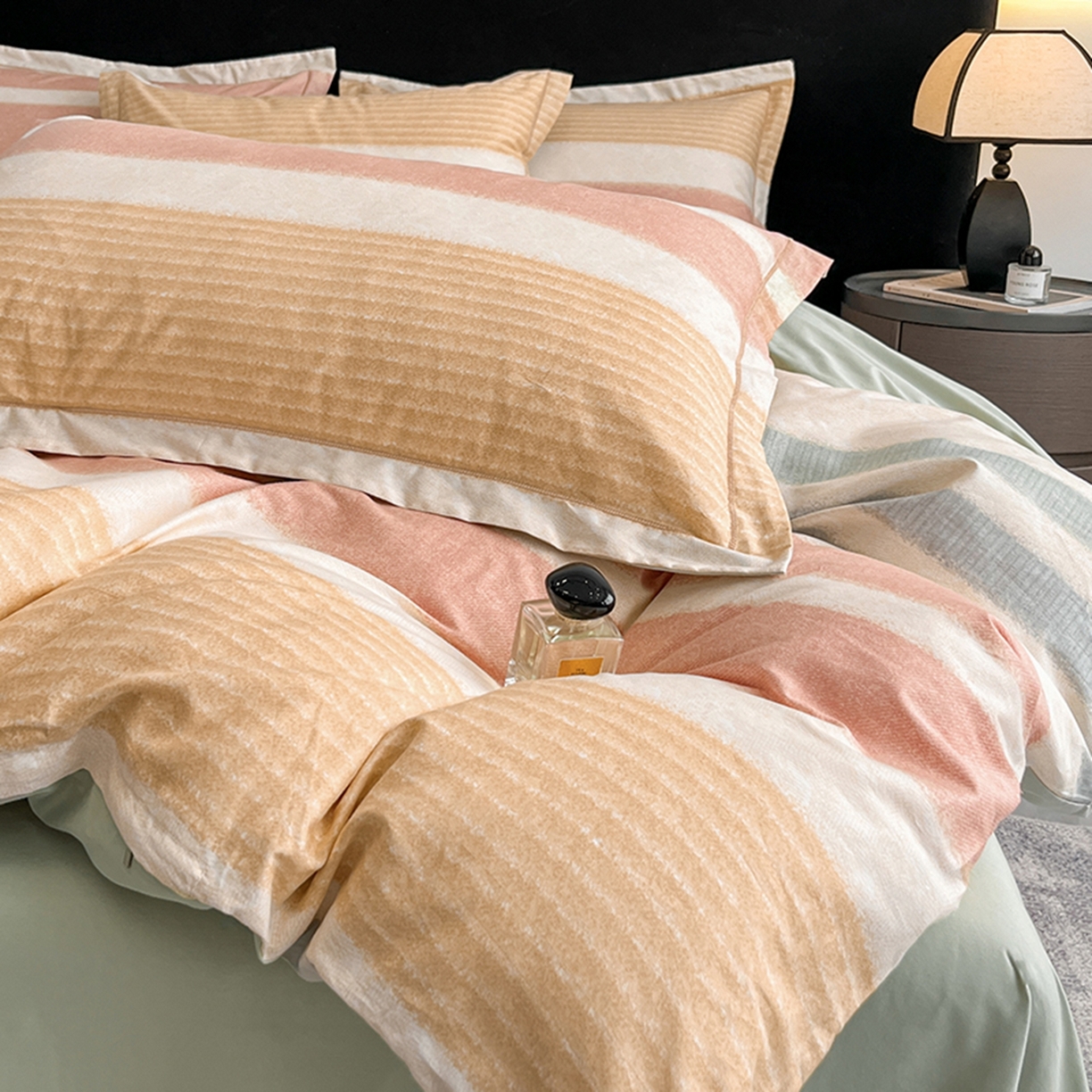 91家纺网 家纺一手货源 找家纺 格里芬家纺 2026新款全棉纯棉40S精梳棉13376印花四件套 暖冬