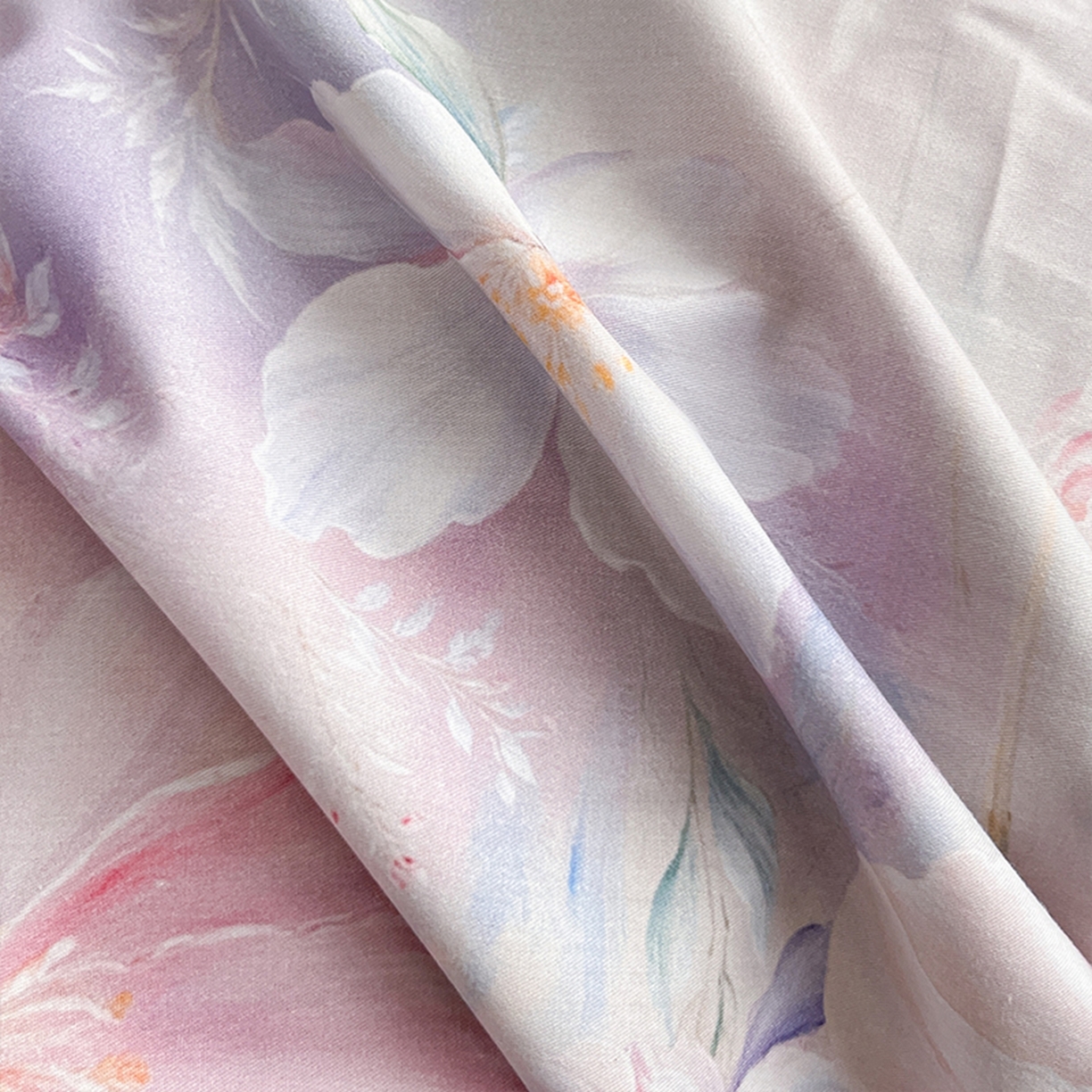 91家纺网 家纺一手货源 找家纺 格里芬家纺 2026新款全棉纯棉40S精梳棉13376印花四件套 闪闪发光