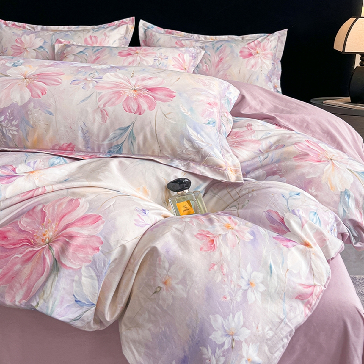 91家纺网 家纺一手货源 找家纺 格里芬家纺 2026新款全棉纯棉40S精梳棉13376印花四件套 闪闪发光