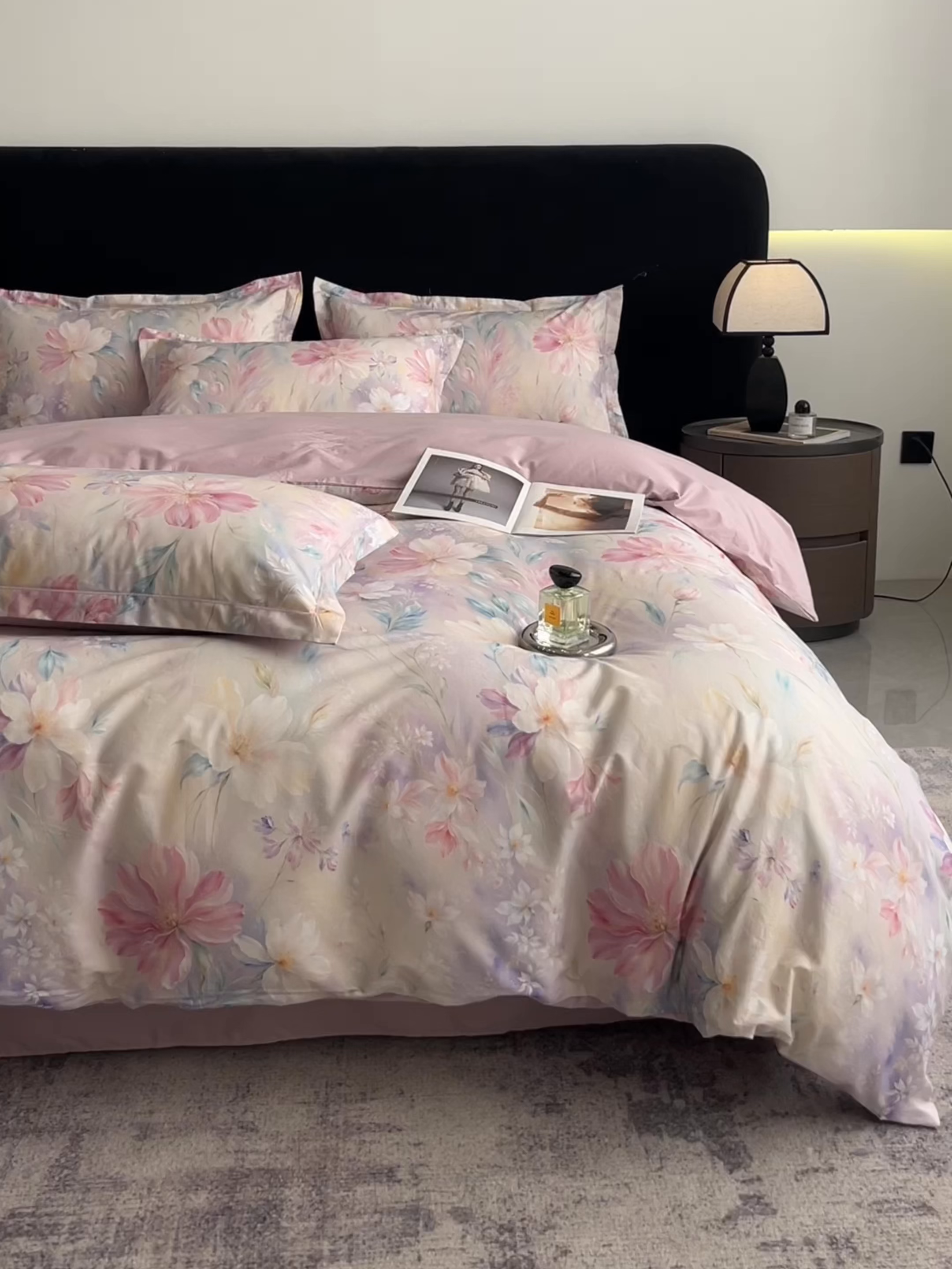 91家纺网 家纺一手货源 找家纺 格里芬家纺 2026新款全棉纯棉40S精梳棉13376印花四件套 闪闪发光