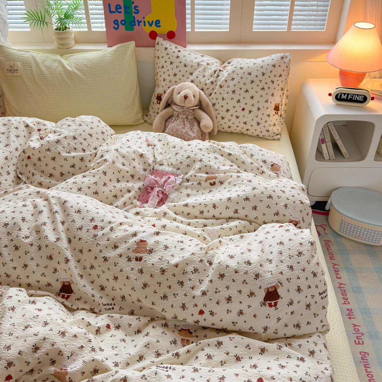 91家纺网 家纺一手货源 找家纺 奈颜 2026新款贴标款A类超柔泡芙纱印花四件套 花园小兔