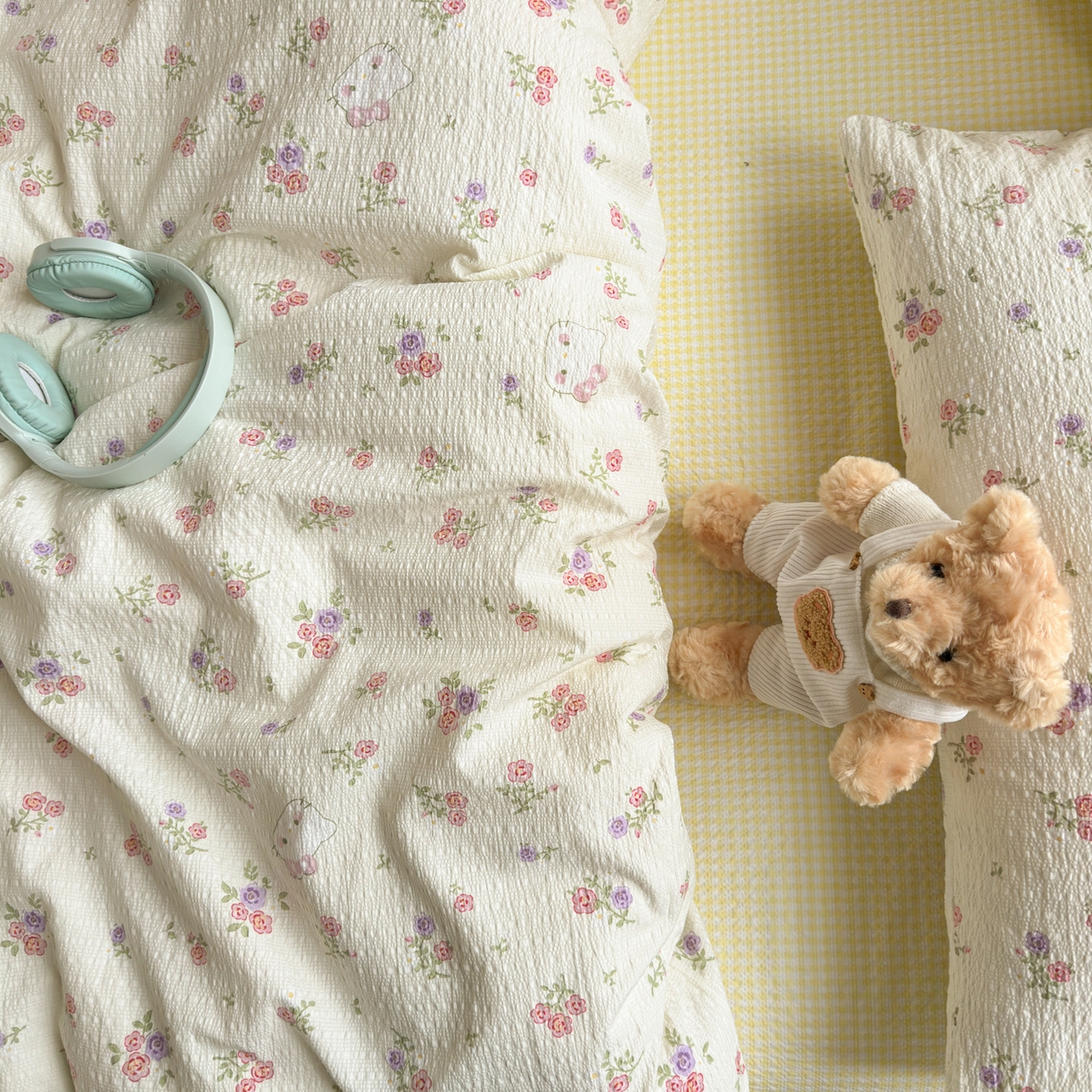 91家纺网 家纺一手货源 找家纺 奈颜 2026新款贴标款A类超柔泡芙纱印花四件套 猫团奶黄